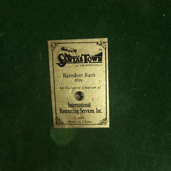 Vintage 1995 Santa's Town at the North Pole Reindeer Barn ST02 Christmas Decor - Picture 9 of 9